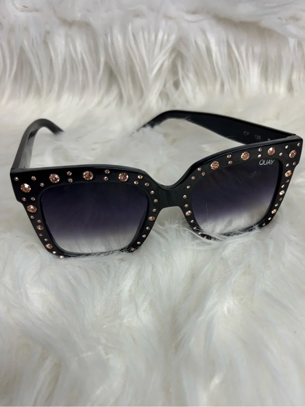 * | QUAY | Itd ed lizzo collab crystal studded square frames smoke fade lenses.
